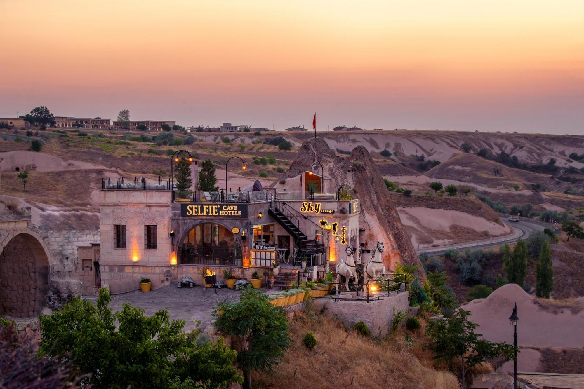 Cappadocia Fairy Chimneys Selfie Cave Hotels - Special Class Учисар Экстерьер фото