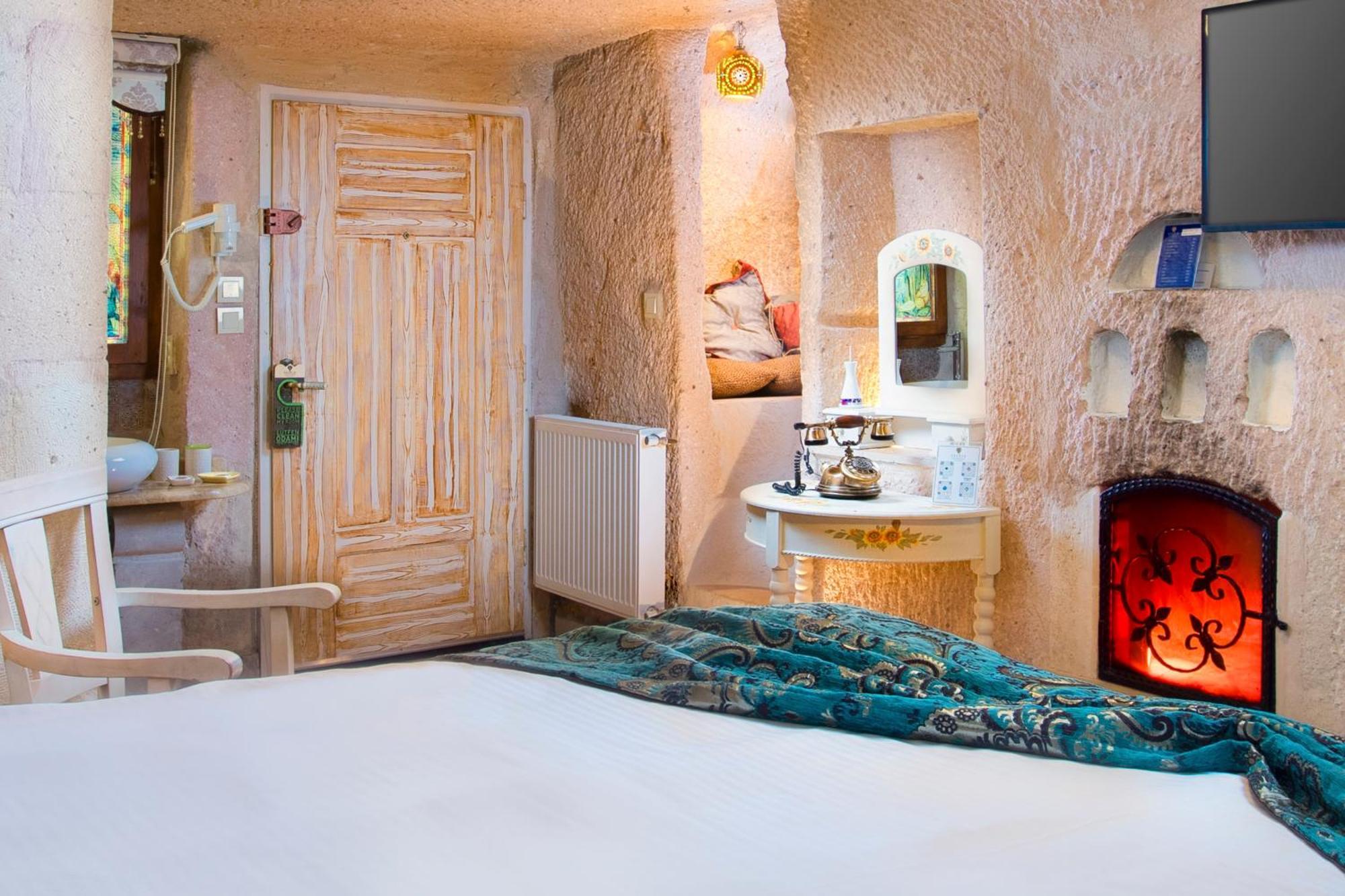 Cappadocia Fairy Chimneys Selfie Cave Hotels - Special Class Учисар Экстерьер фото