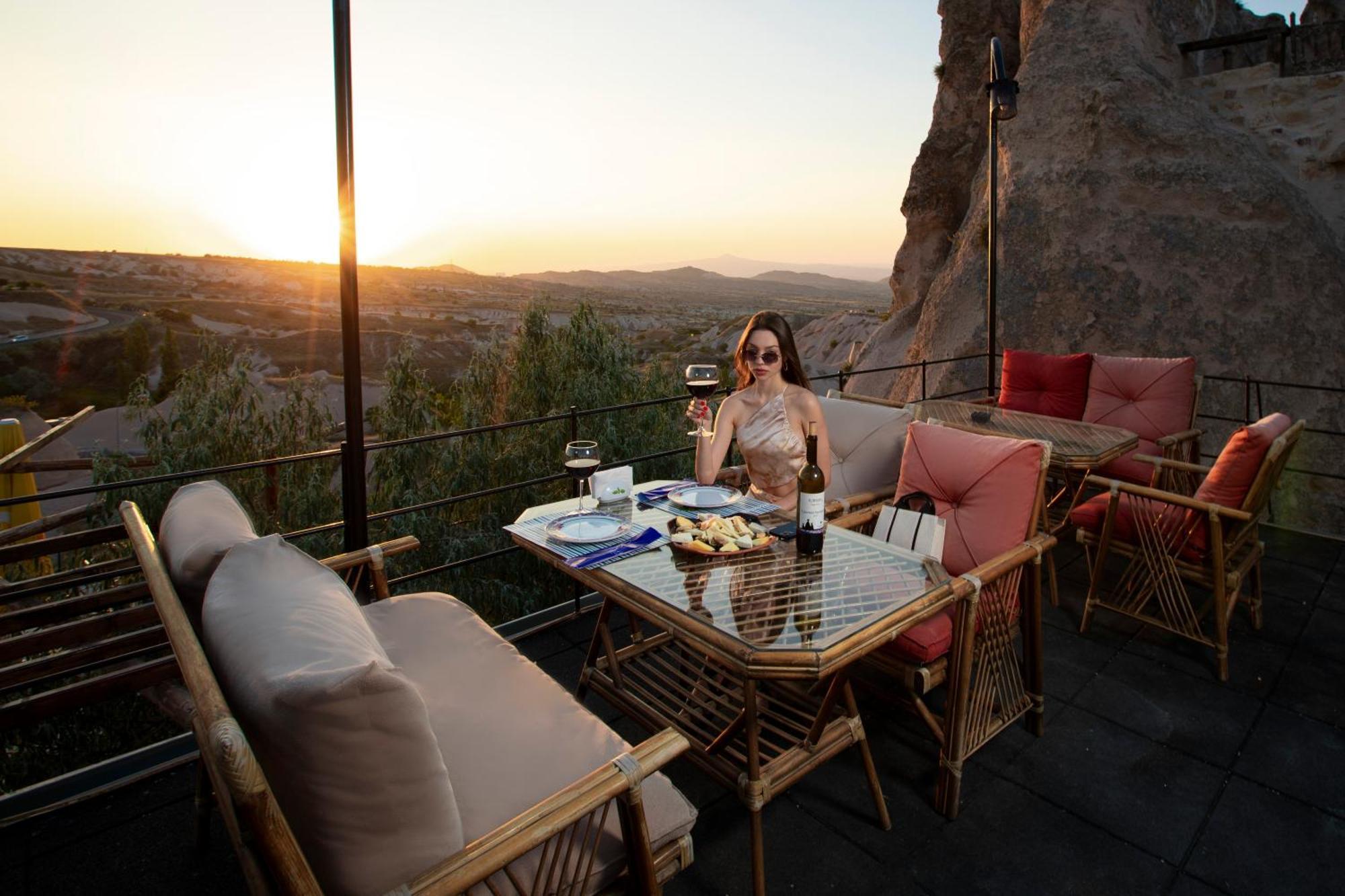 Cappadocia Fairy Chimneys Selfie Cave Hotels - Special Class Учисар Экстерьер фото